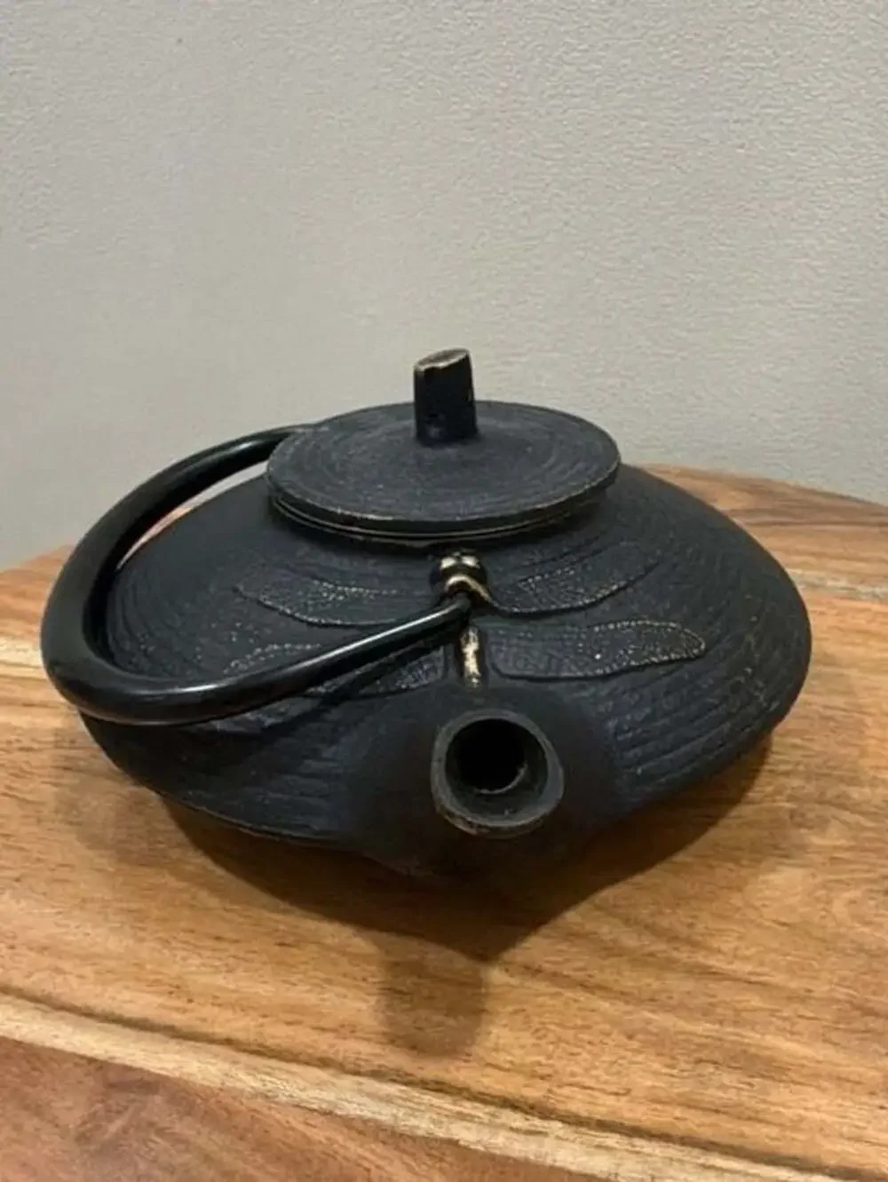 Iwachu black enamel